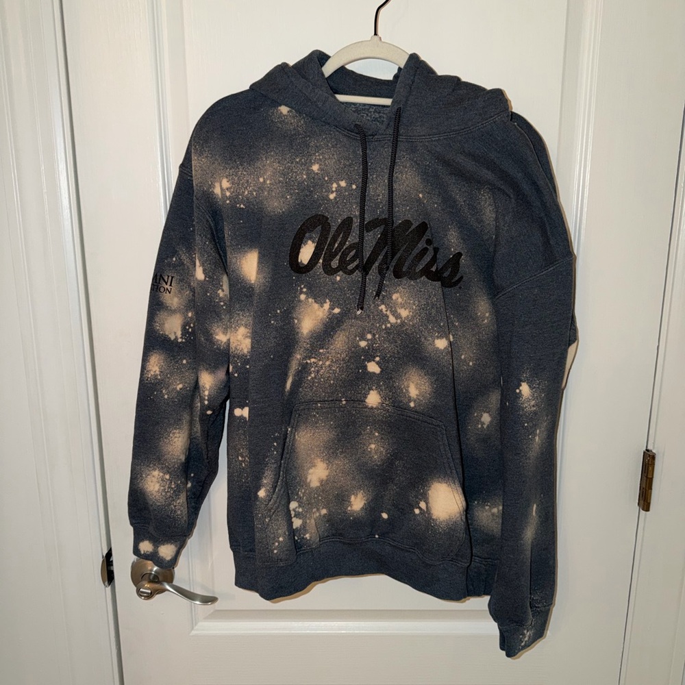 Unique Ole Miss Sweatshirt L
